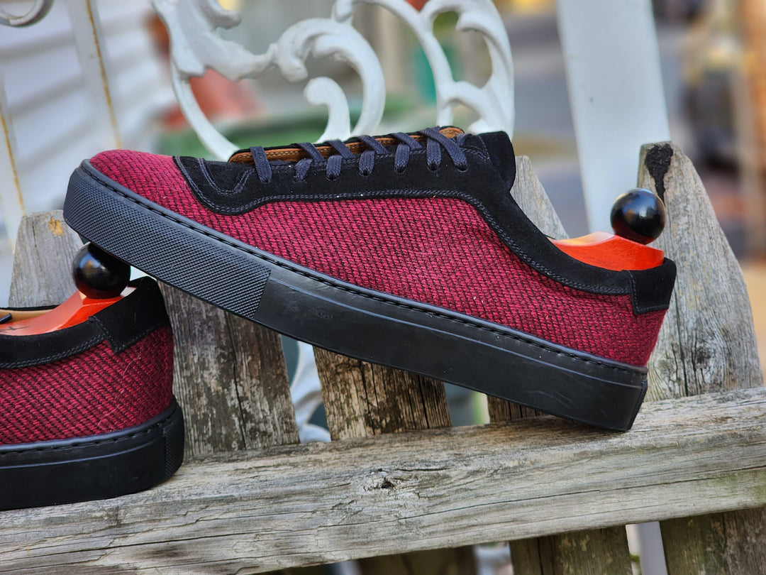 Woodinville - Red Poulsbo Tweed / Black Suede