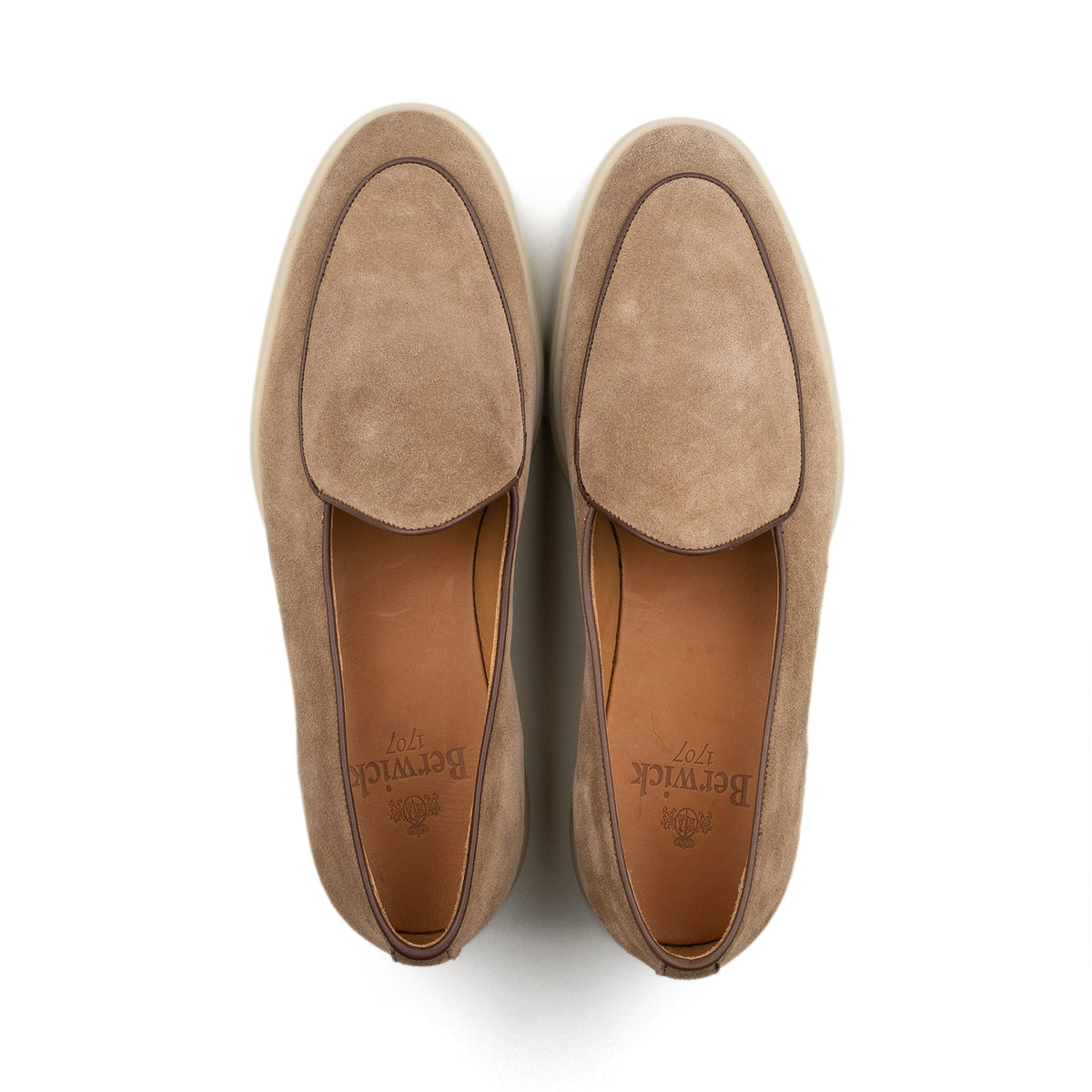 Belgian Loafer w/ Rubber Sole - Antilope Suede