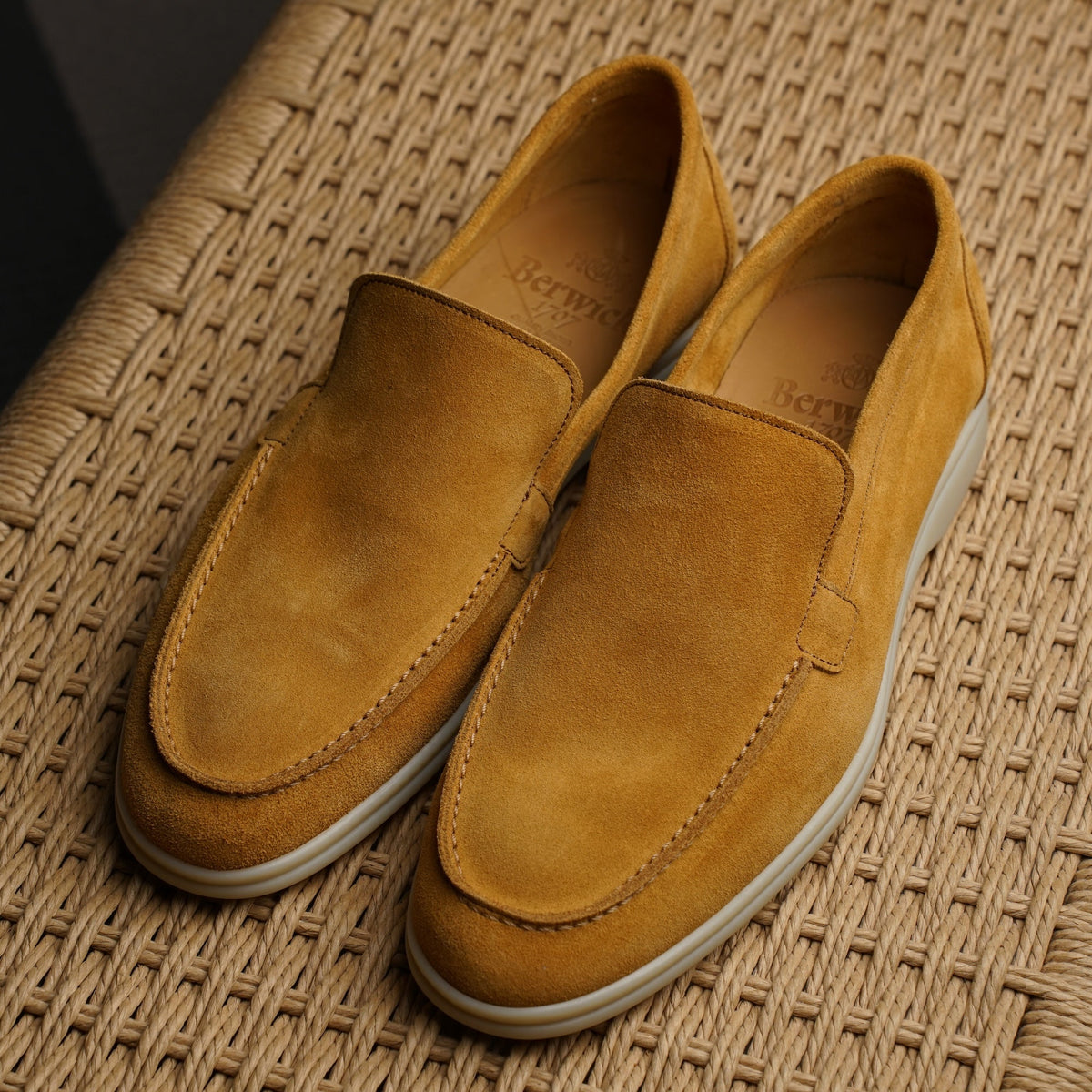 Berwick Palma Flex Venetian Mens Amber Golden Brown Suede Loafer