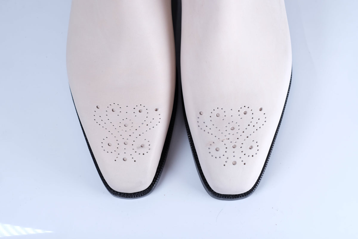 Highland (Wide) - Crust Calf - CLEARANCE - Grade 1