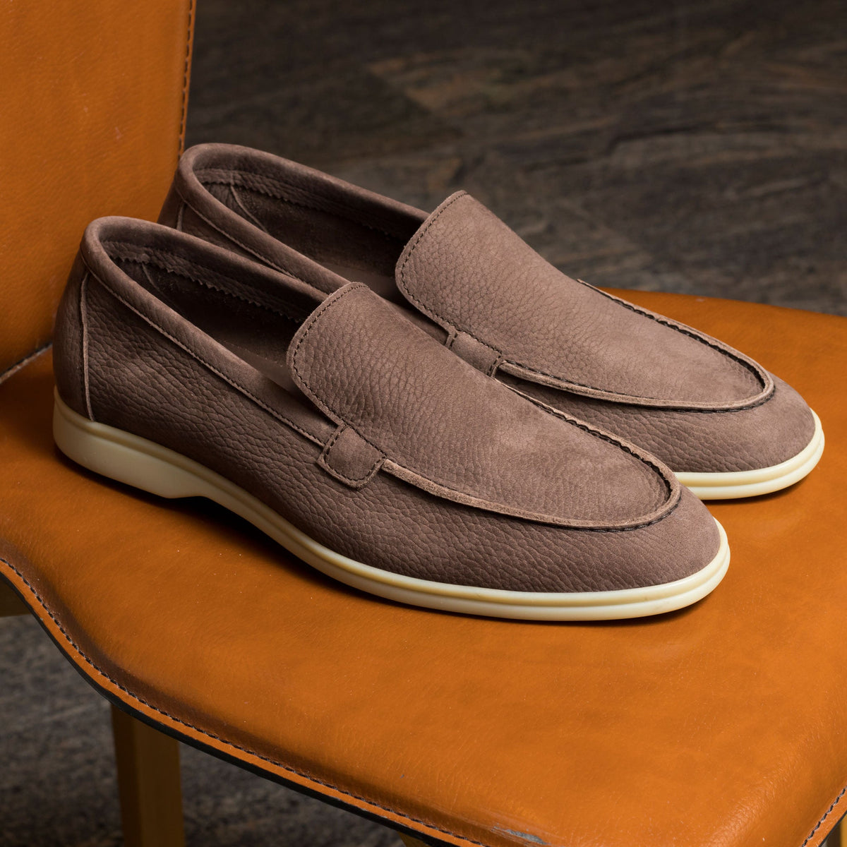 Venetian Loafer - Chocolate Nubuck