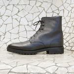 Load image into Gallery viewer, Derby Simple Boot - Black Patina
